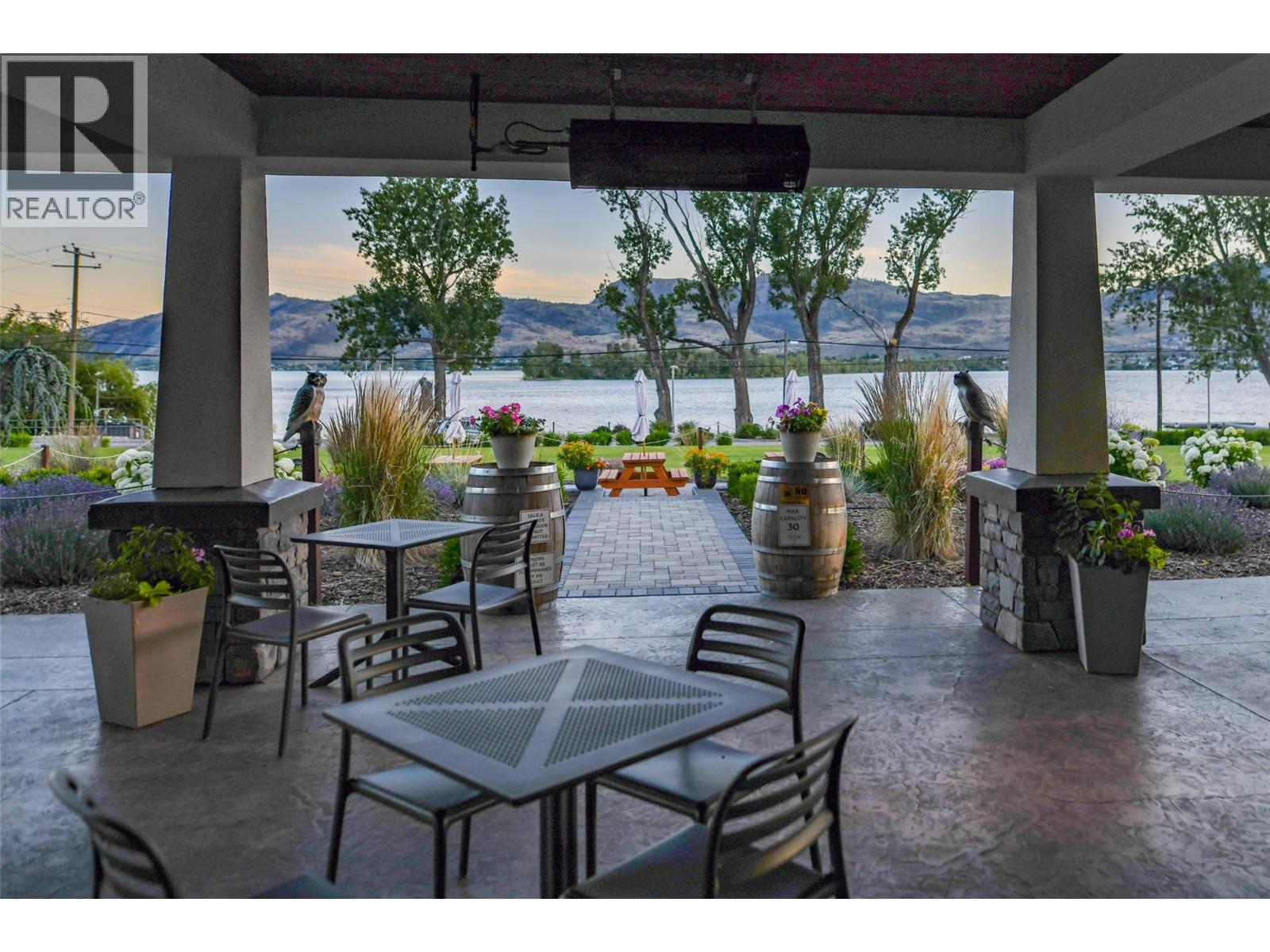 5221 45 Street, Osoyoos