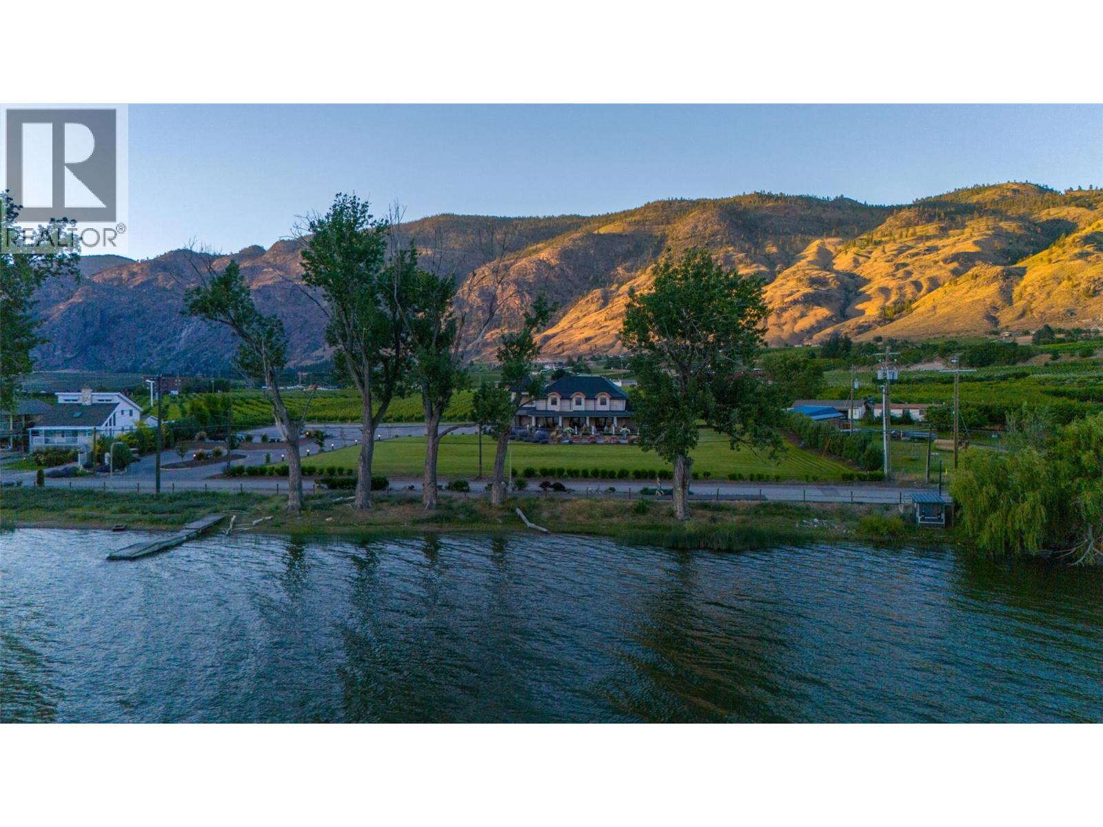 5221 45 Street, Osoyoos, British Columbia, V0H1V6, Osoyoos, British Columbia — photo 1 of 5