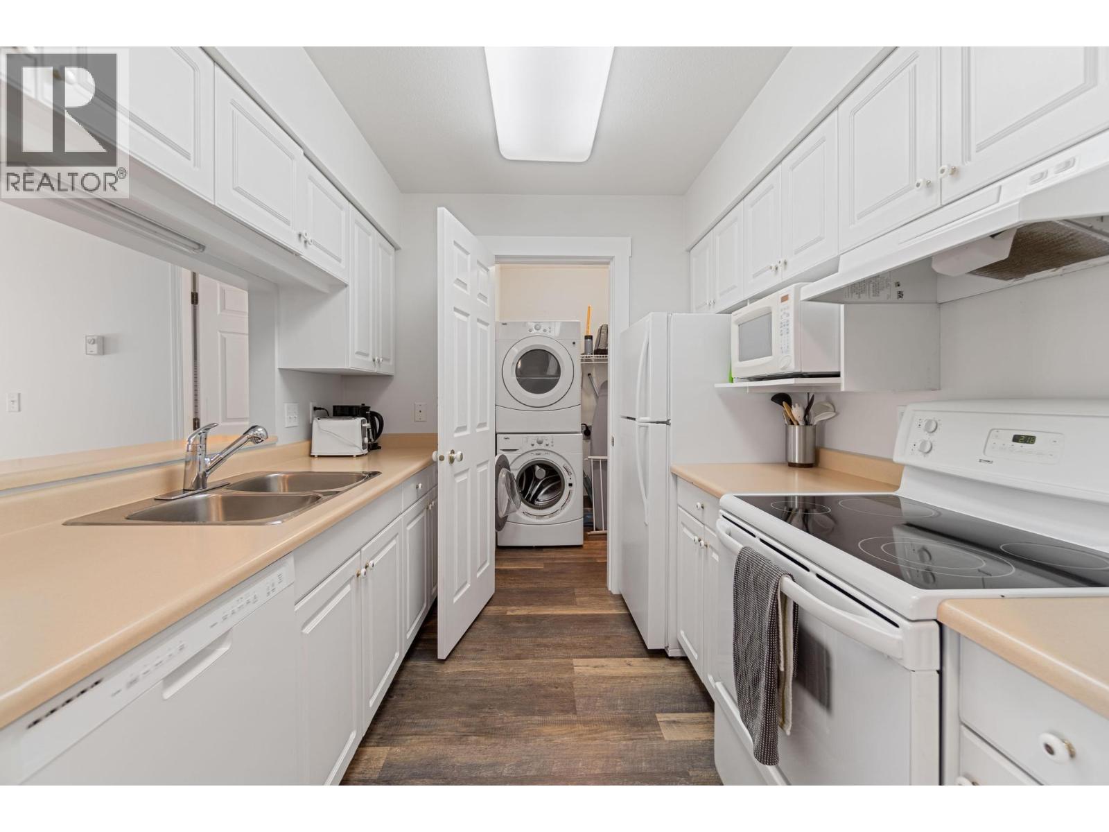 #207 650 3 Street - Image 13