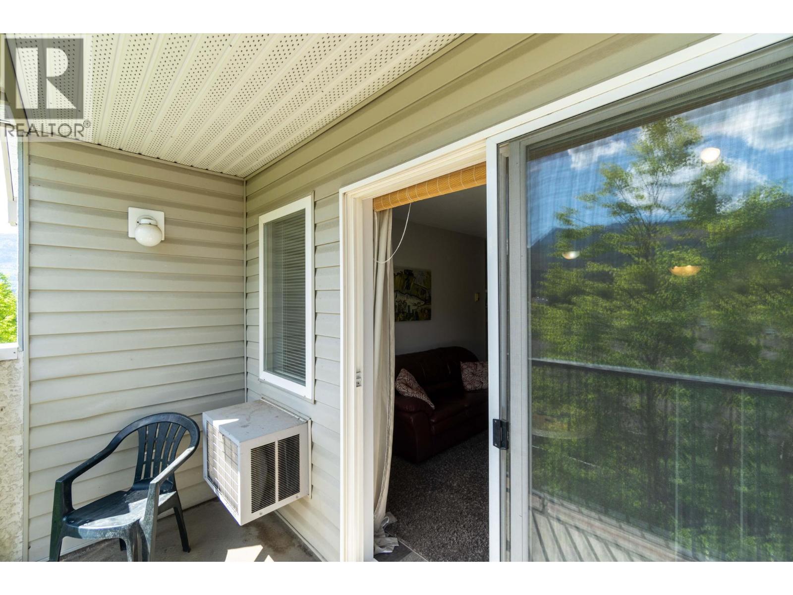 #207 650 3 Street - Image 14