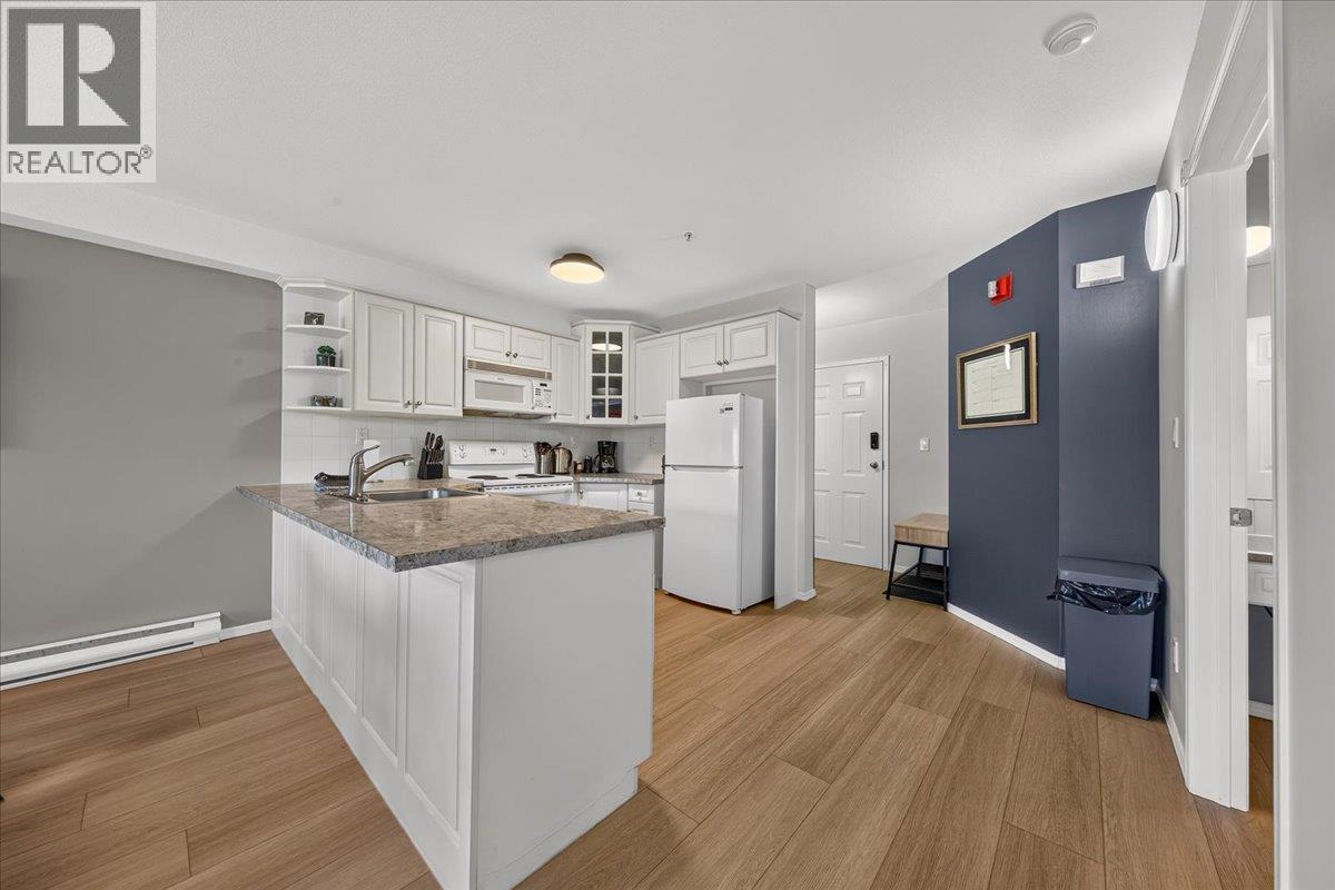 #5007A 5052 Riverview Road - 12