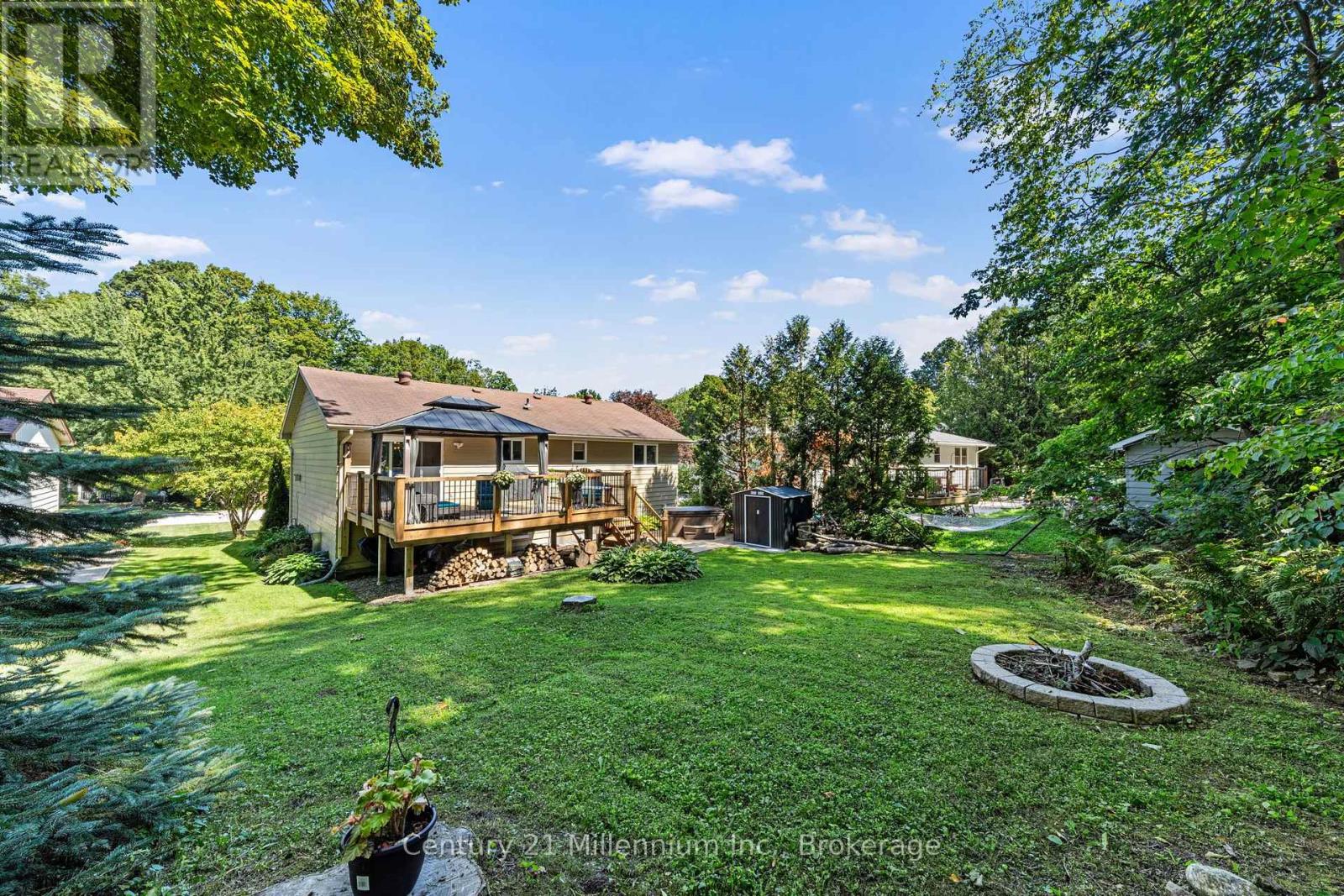 128 PARKLANE CRESCENT - 31