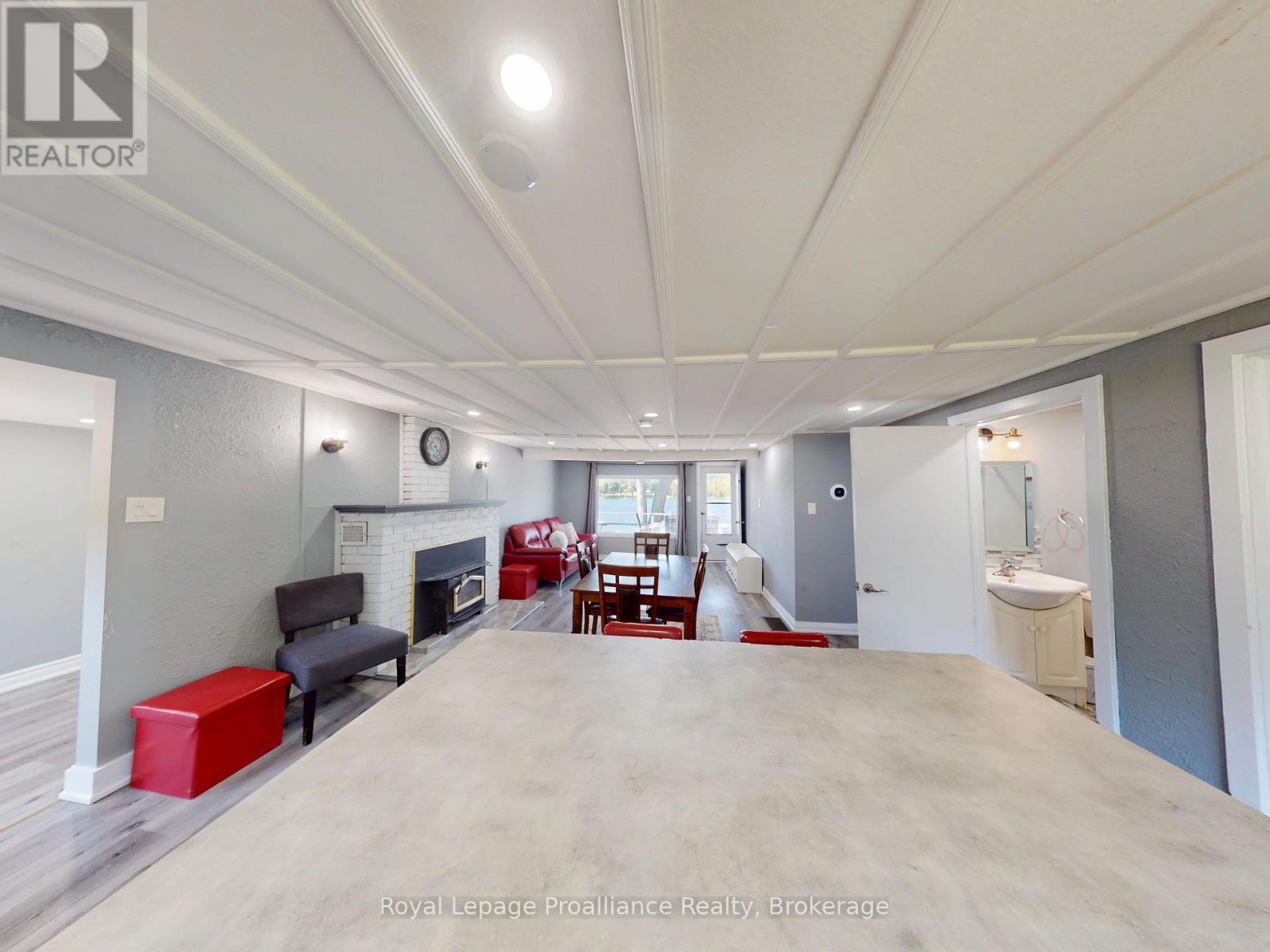 24 COSY COVE LANE - 11