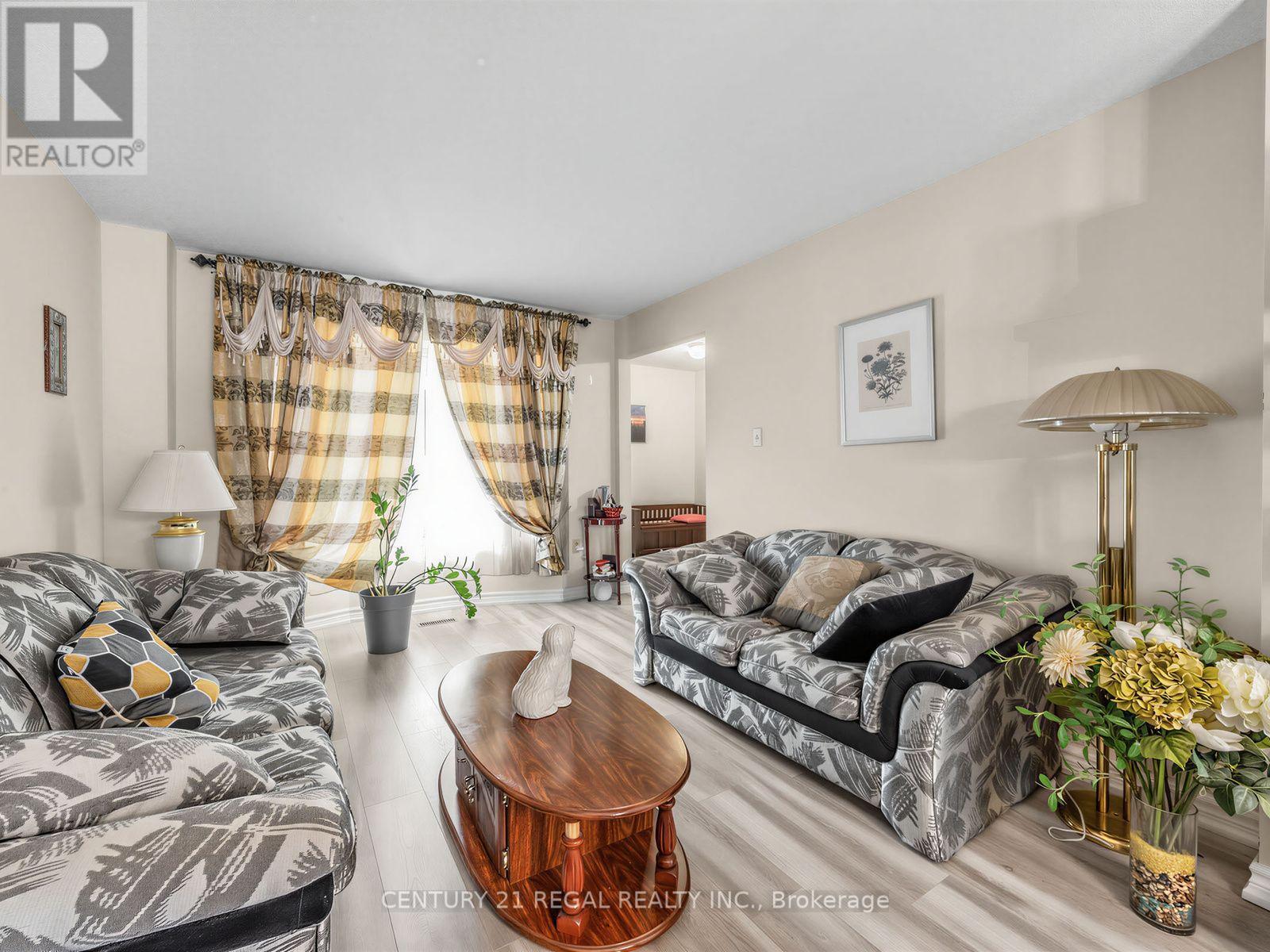 41 COE DRIVE - 15