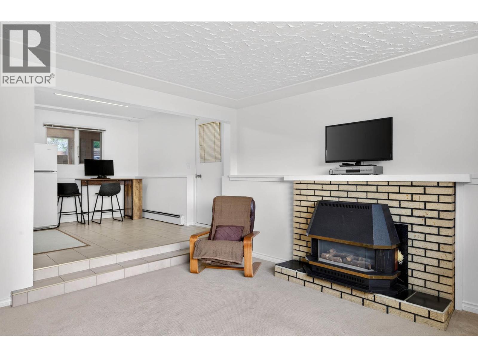 820 ANDERSON Terrace - 34
