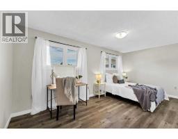 1825 16 Street Se, Medicine Hat, AB T1A7J8 Photo 18