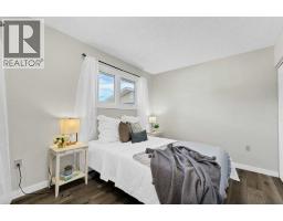 1825 16 Street Se, Medicine Hat, AB T1A7J8 Photo 20
