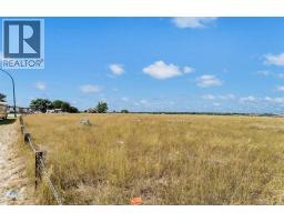 1825 16 Street Se, Medicine Hat, AB T1A7J8 Photo 49