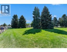 1825 16 Street Se, Medicine Hat, AB T1A7J8 Photo 50