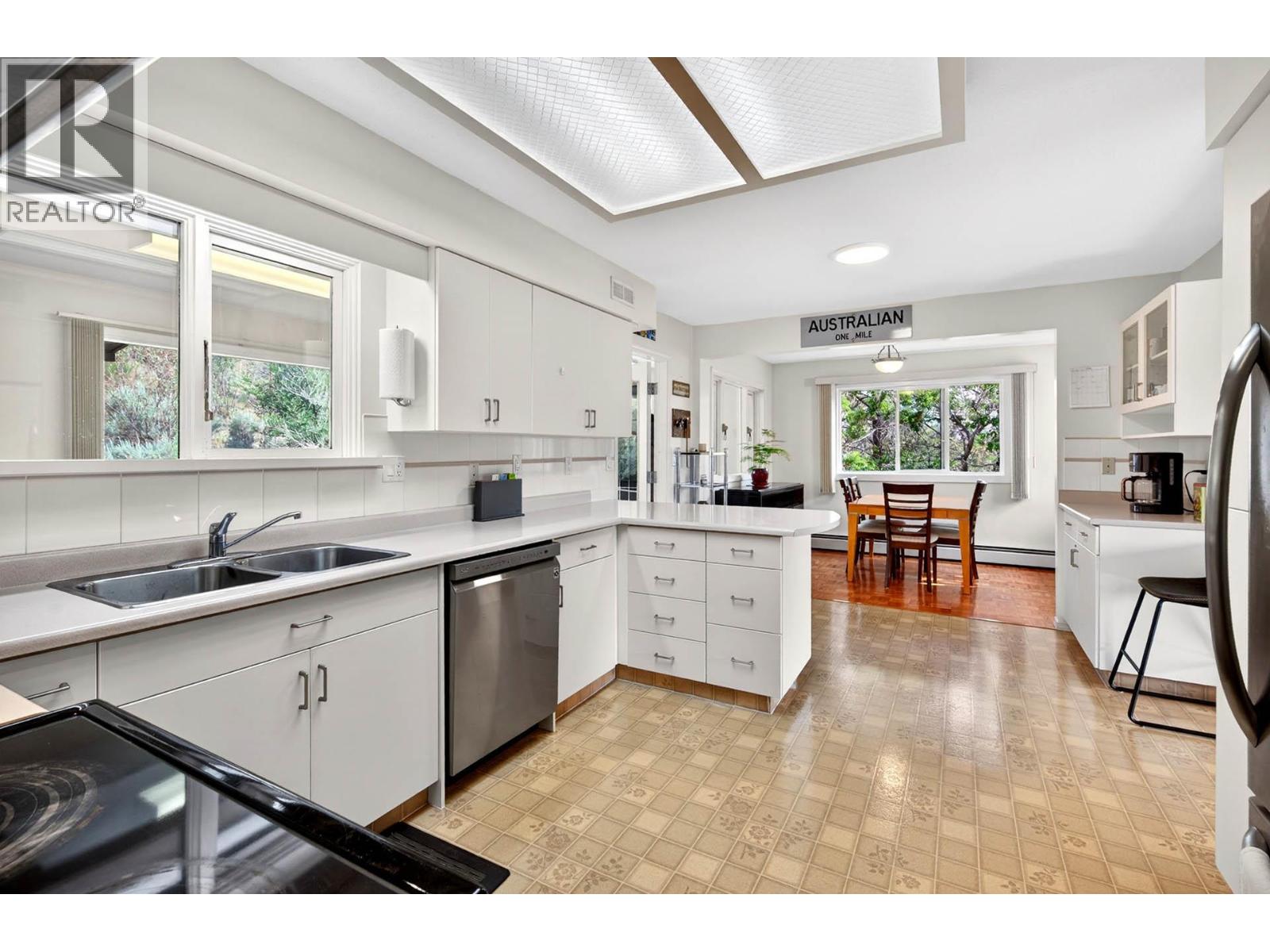 820 ANDERSON Terrace - 14