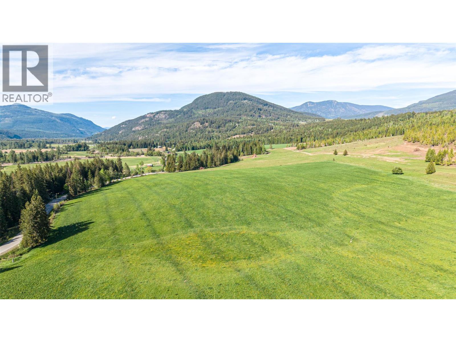  2465 Mabel lake Road, Lumby - Image 1