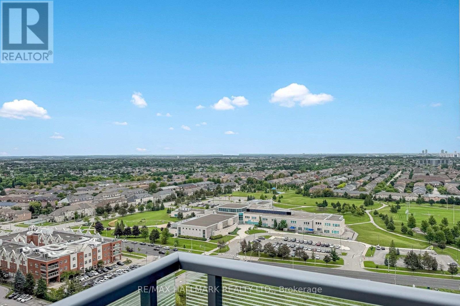 #PH 10 55 ONEIDA CRESCENT - 16