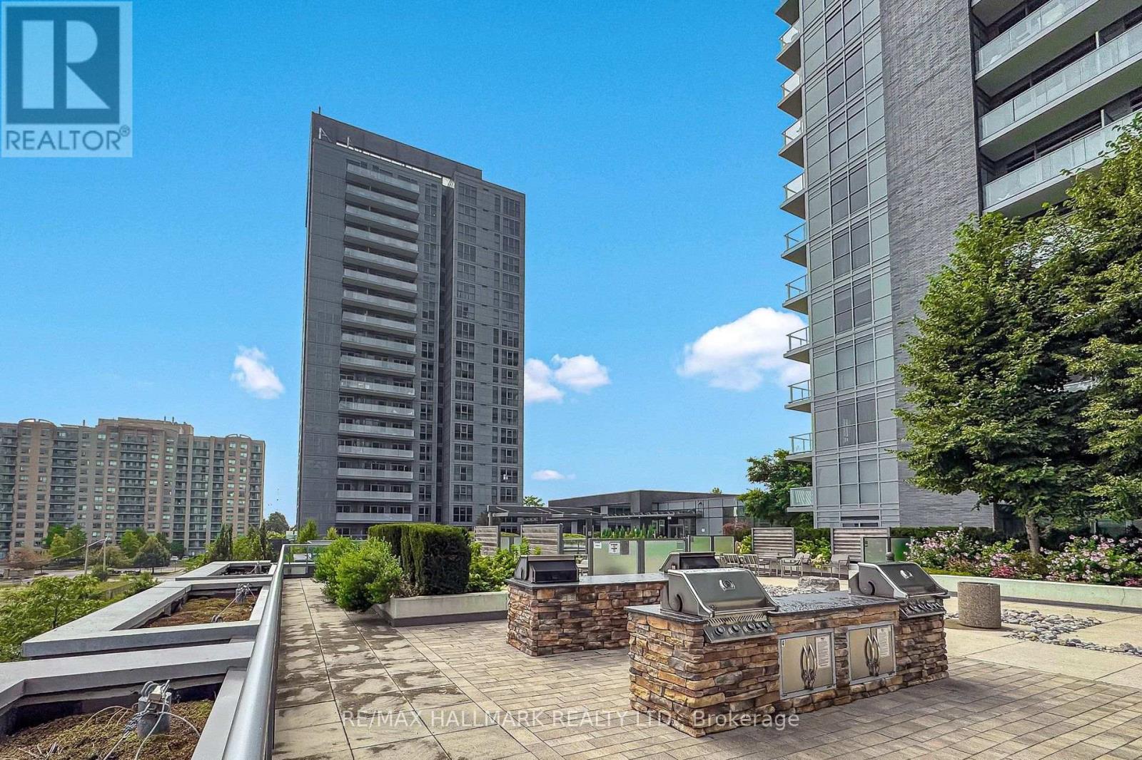 #PH 10 55 ONEIDA CRESCENT - 22