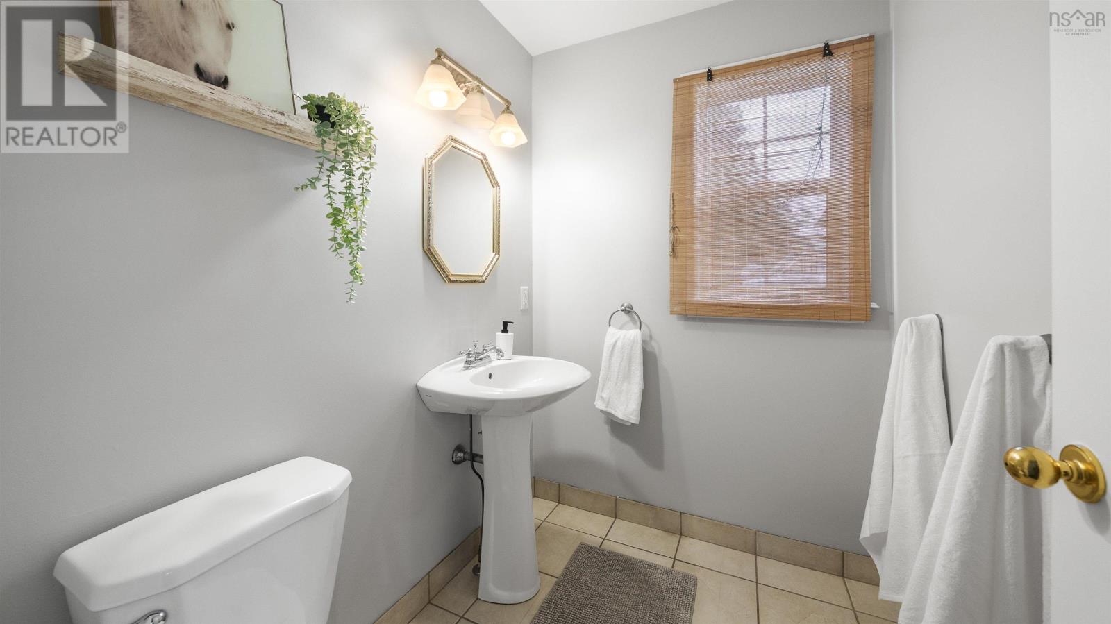 12 Maplewood Drive - Image 7