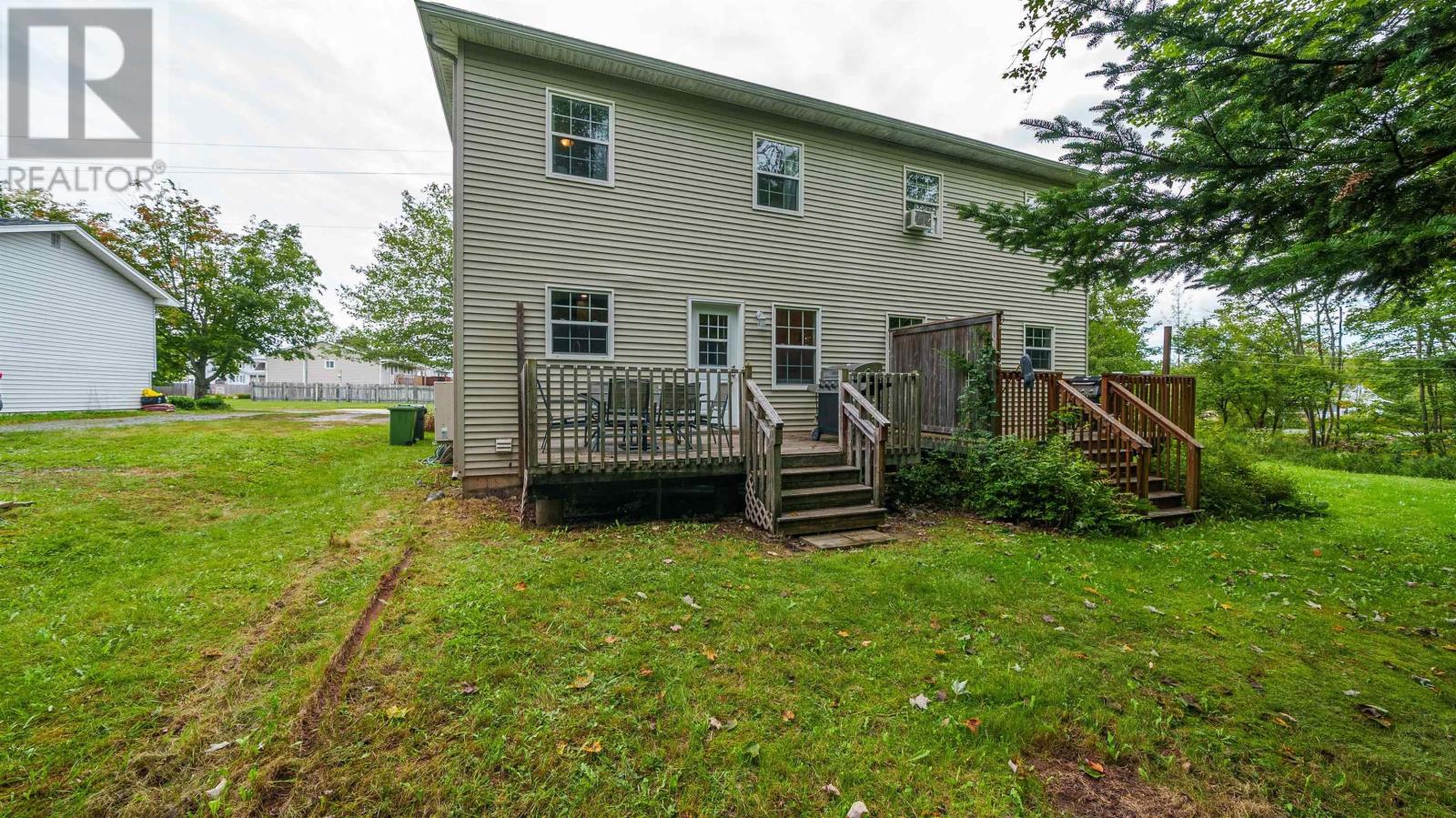 12 Maplewood Drive - Image 31