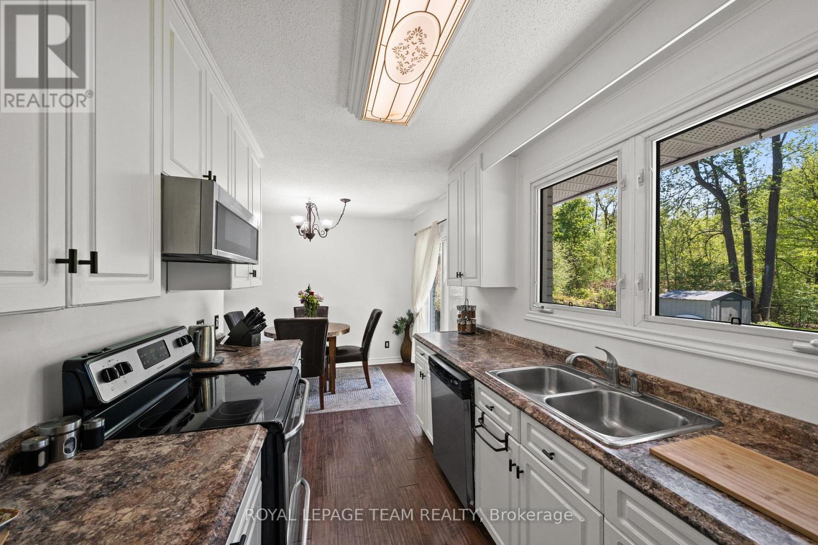 5643 FICKO CRESCENT - 10