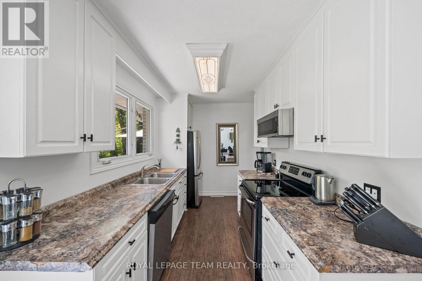 5643 FICKO CRESCENT - 9