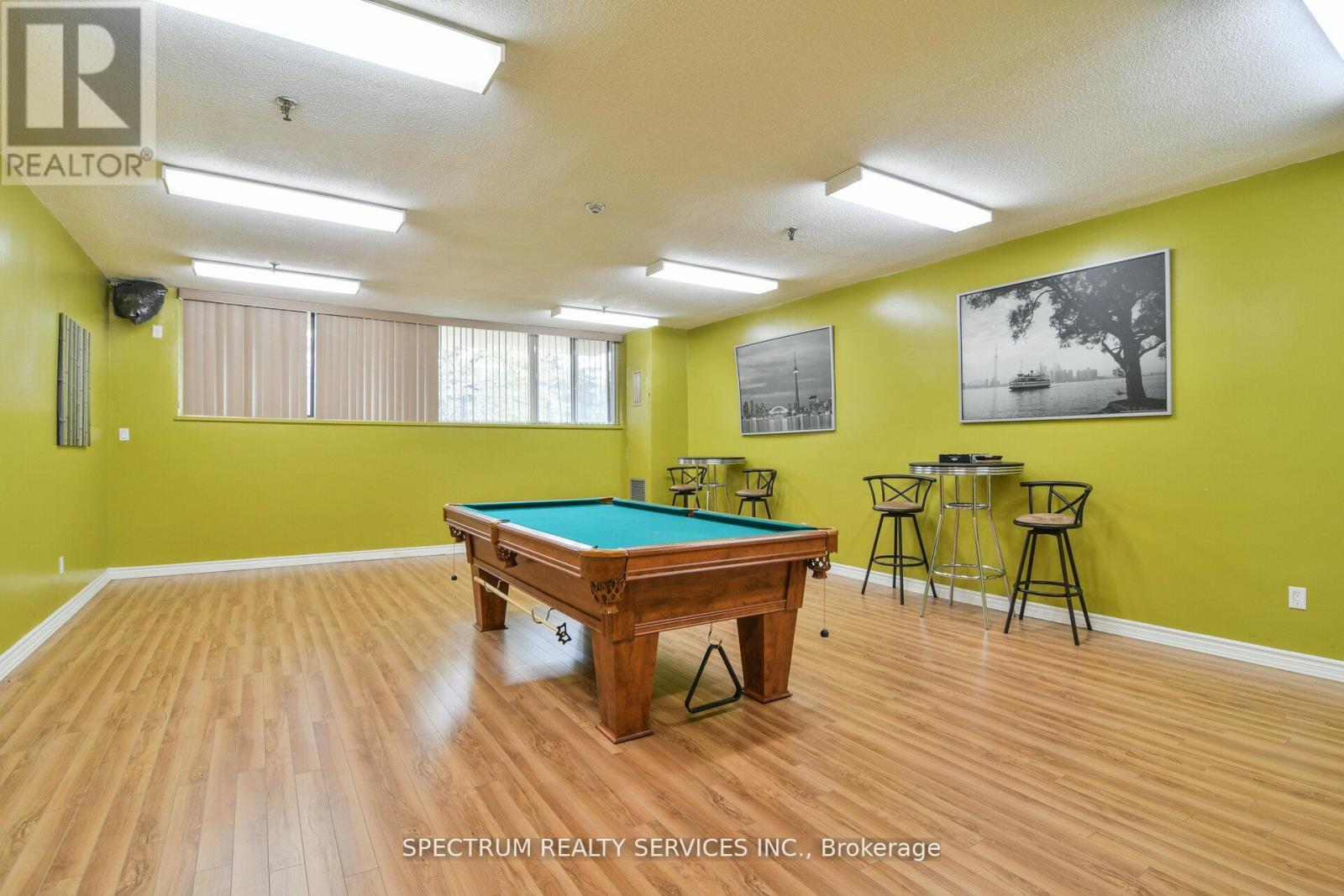 85 EMMETT AVENUE - Image 38