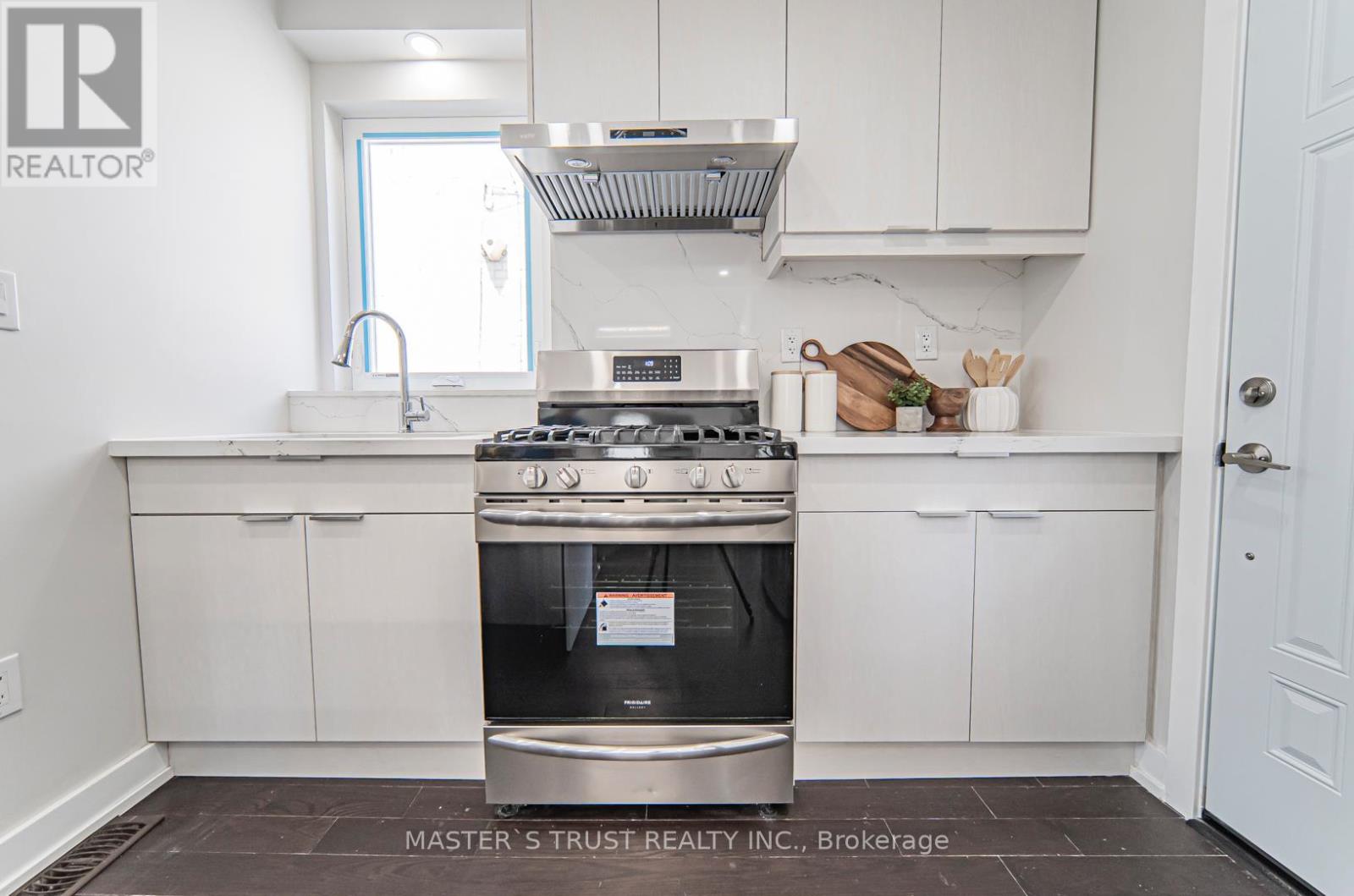 613 OLD WESTON ROAD - 15