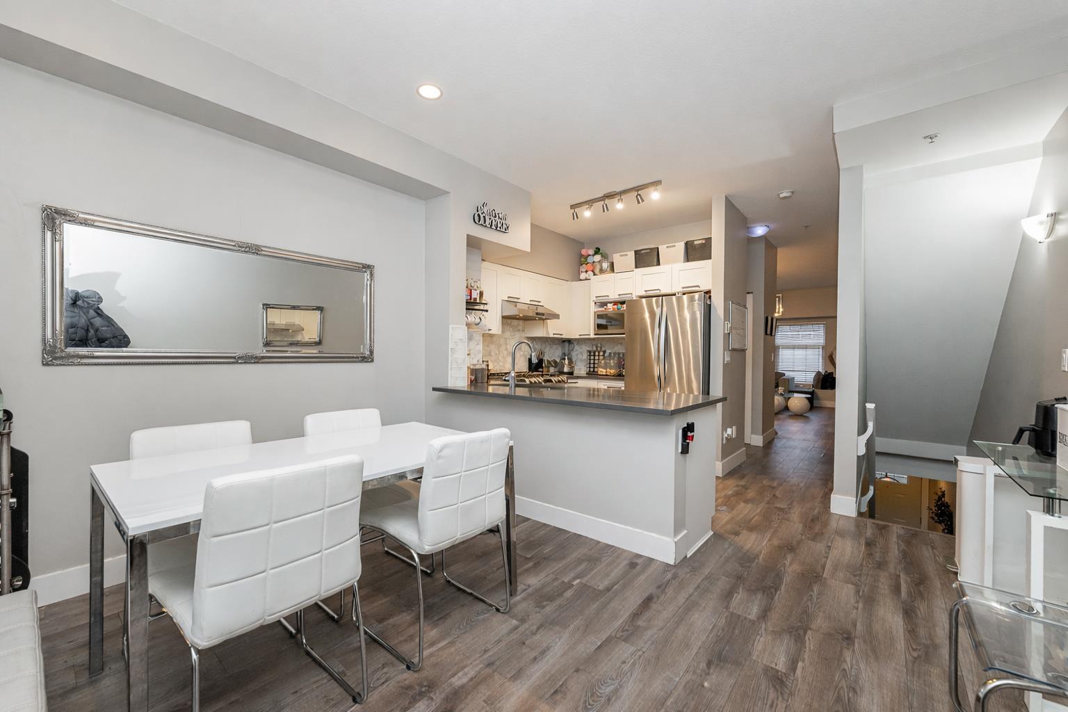 Property for sale at 15 21535 88 AVENUE