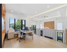 1946 143a Street, Surrey, BC V4A7T1 Photo 14