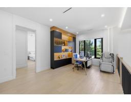 1946 143a Street, Surrey, BC V4A7T1 Photo 15