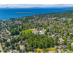 1946 143a Street, Surrey, BC V4A7T1 Photo 33