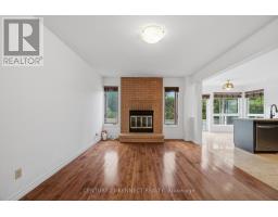 Kitchen - 848 Fairlawn Avenue, Ottawa, ON K2A4C2 Photo 9