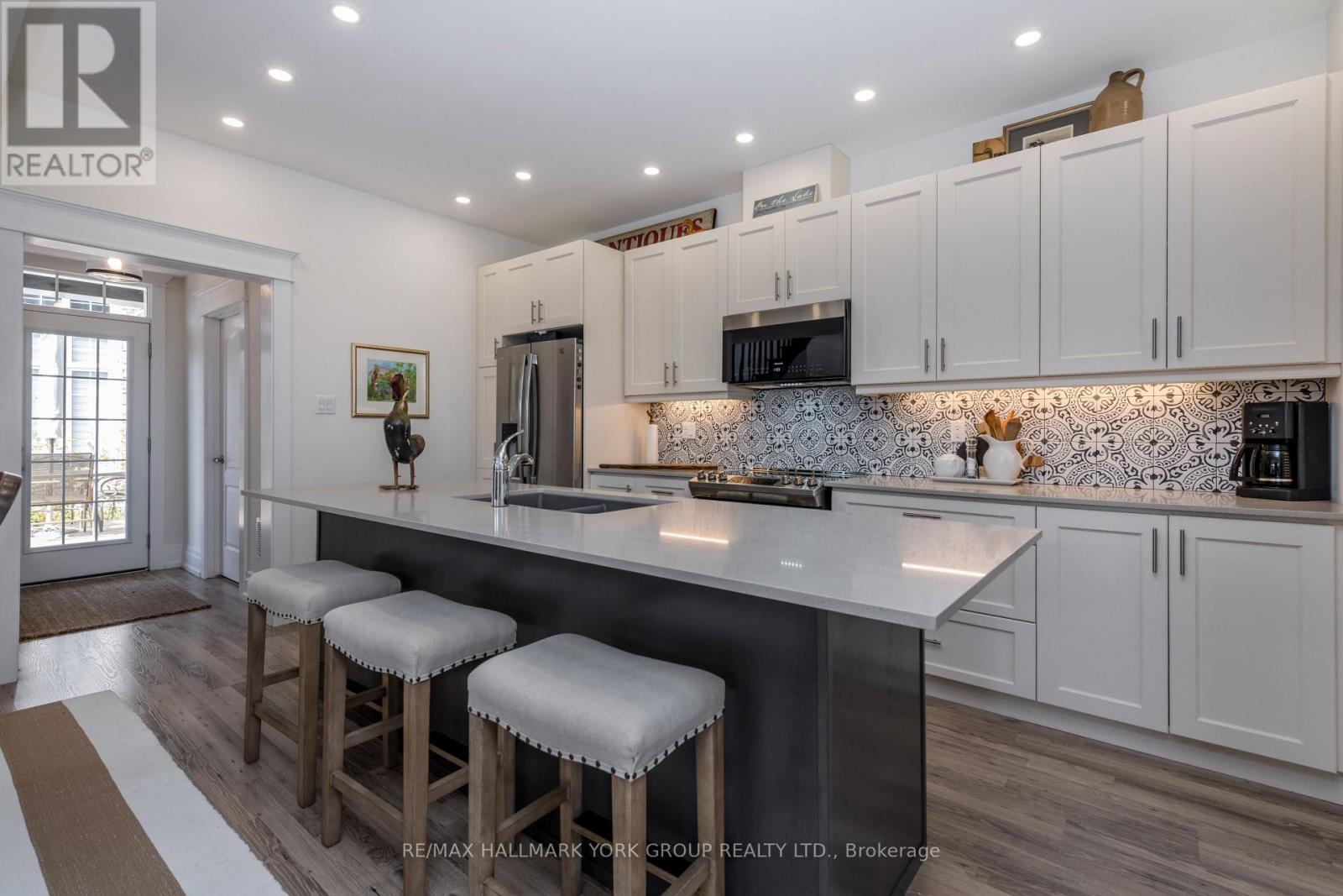 20 MARINA VILLAGE DRIVE - Image 15