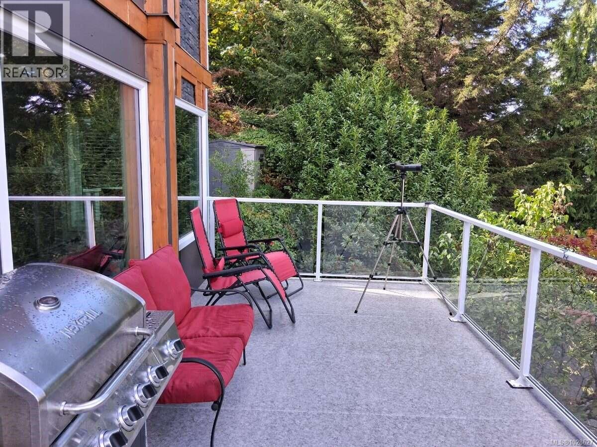 4955 Laguna Way - Image 5