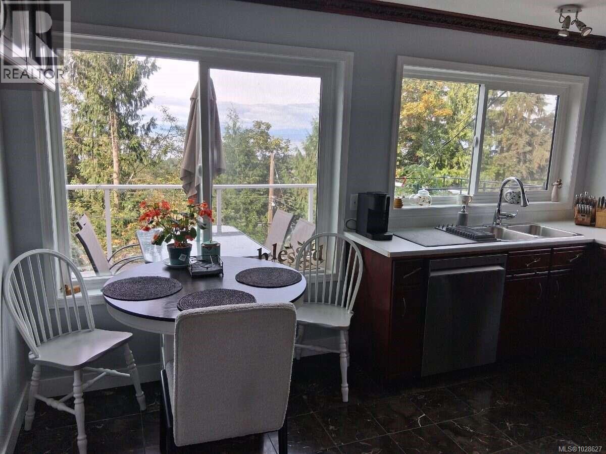 4955 Laguna Way - Image 33