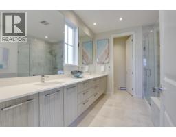100 5311 Admiral Way, Delta, BC V4K0E2 Photo 19