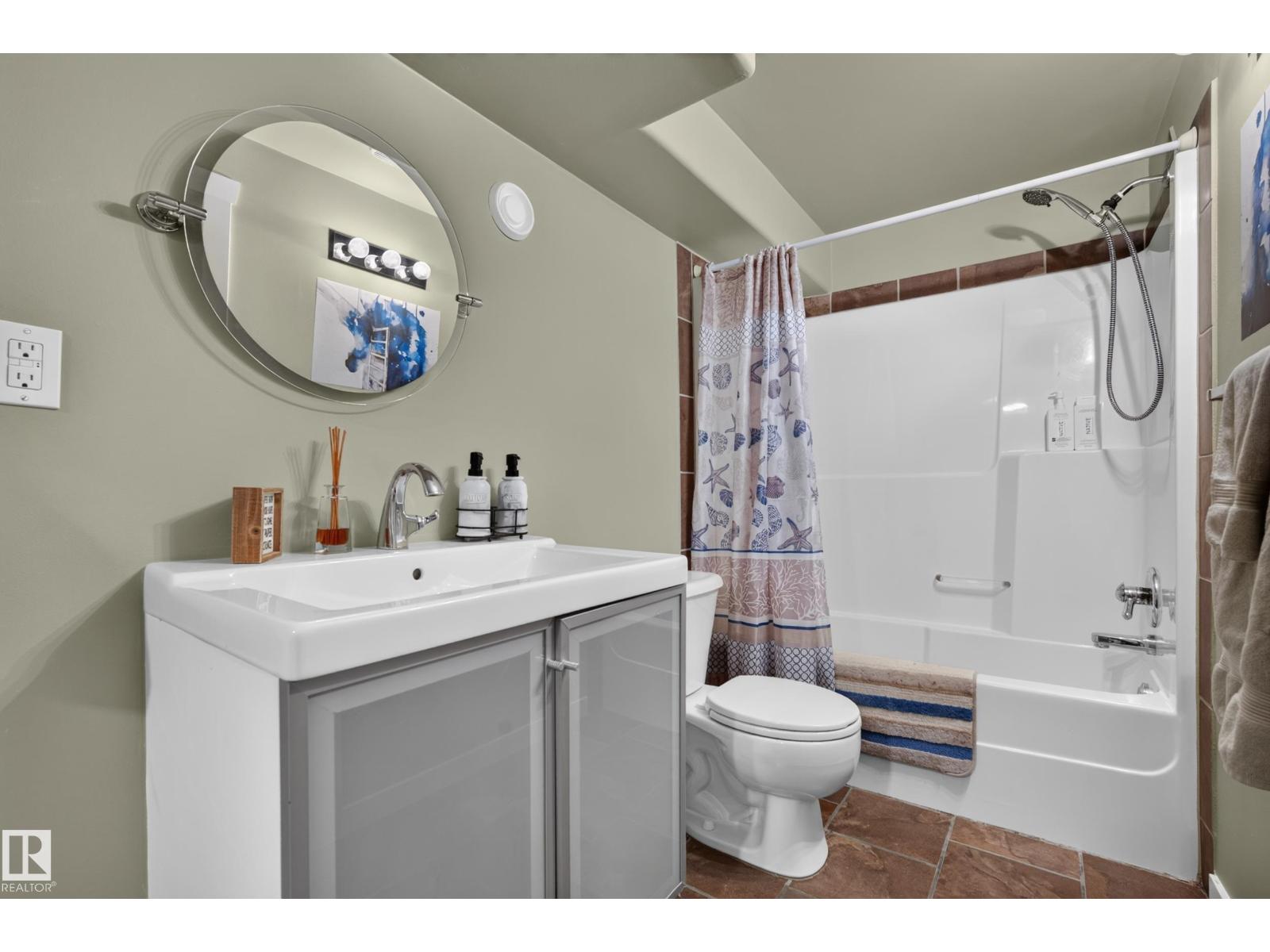 14422 104 AV NW - 38