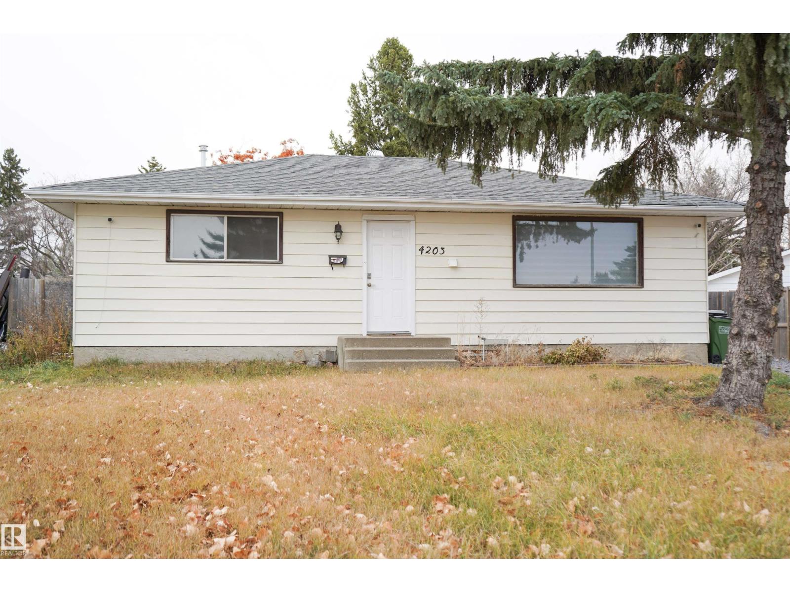 4203 83 ST NW, Edmonton, Alberta, T6K1C8