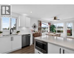 503 22575 Brown Avenue, Maple Ridge, BC V2X6W2 Photo 8