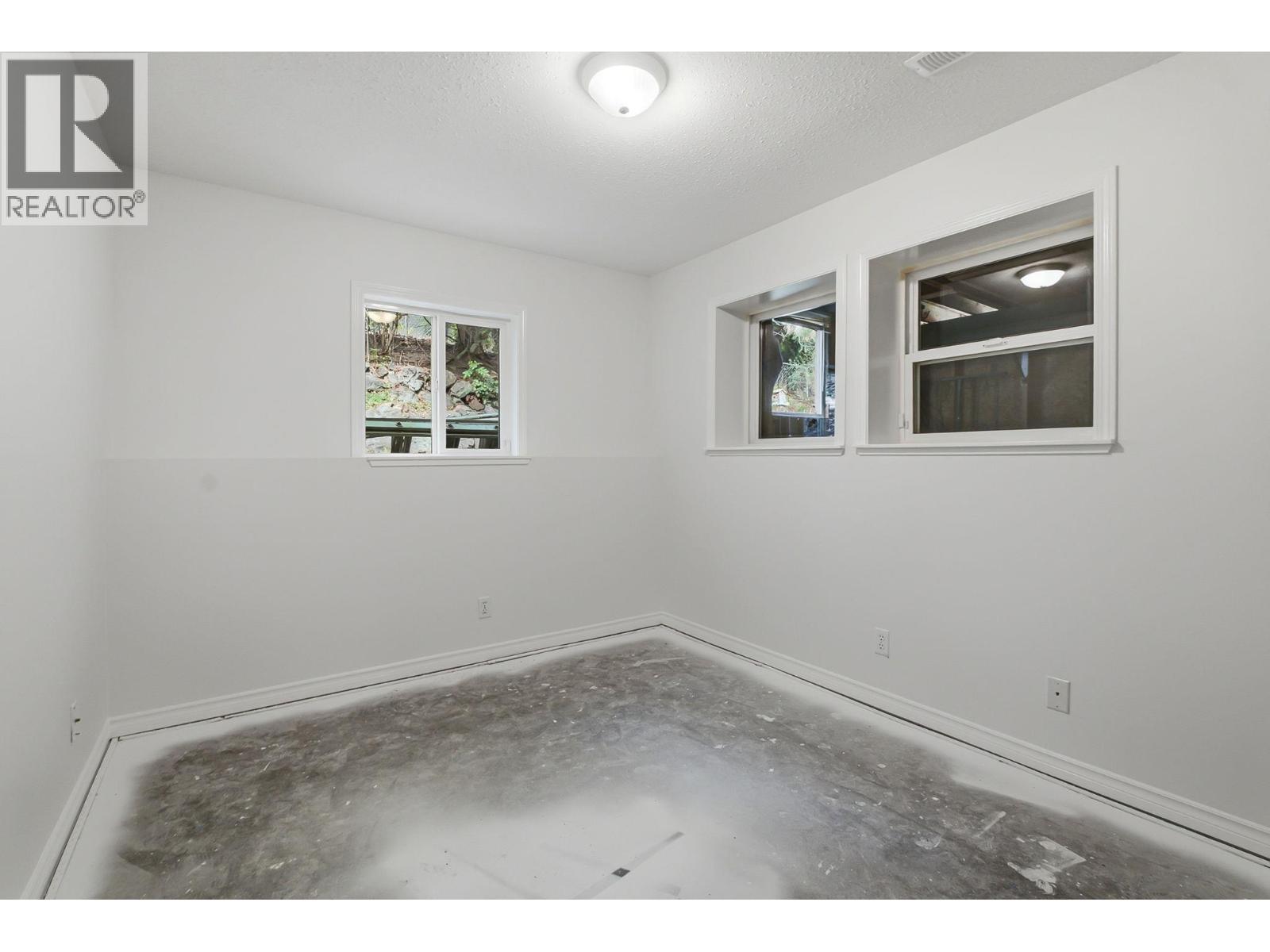 2374 Shannon Woods Drive - Image 34