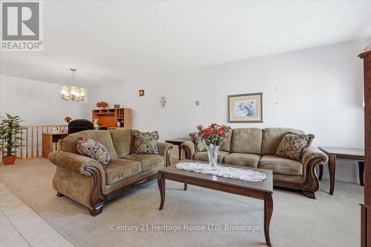 210 OAKCREST AVENUE - 7