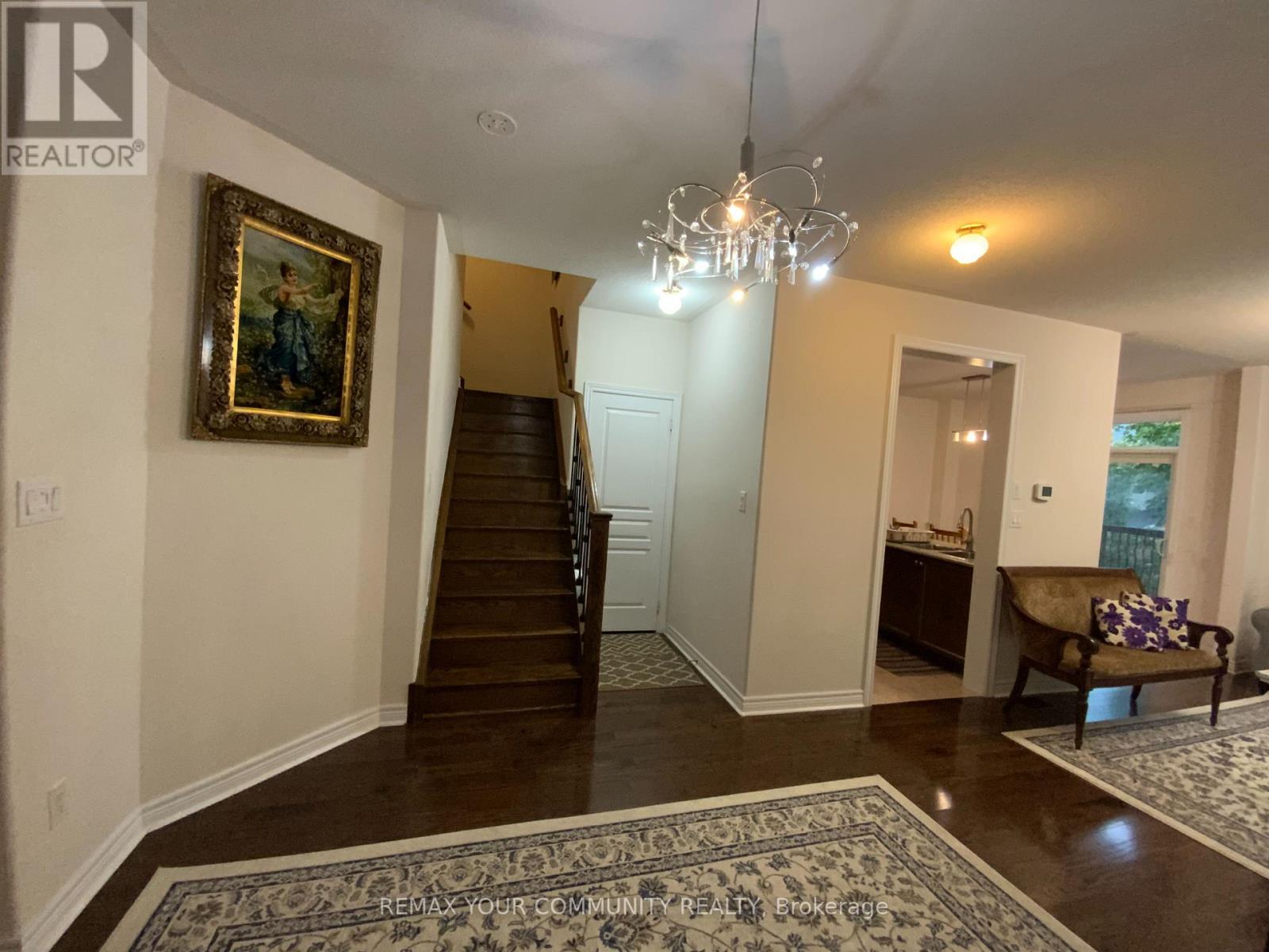 29 Mary Ellen Baker Crescent, Vaughan (Patterson), Ontario, L4J0G5, Vaughan (Patterson), Ontario — photo 4 of 5