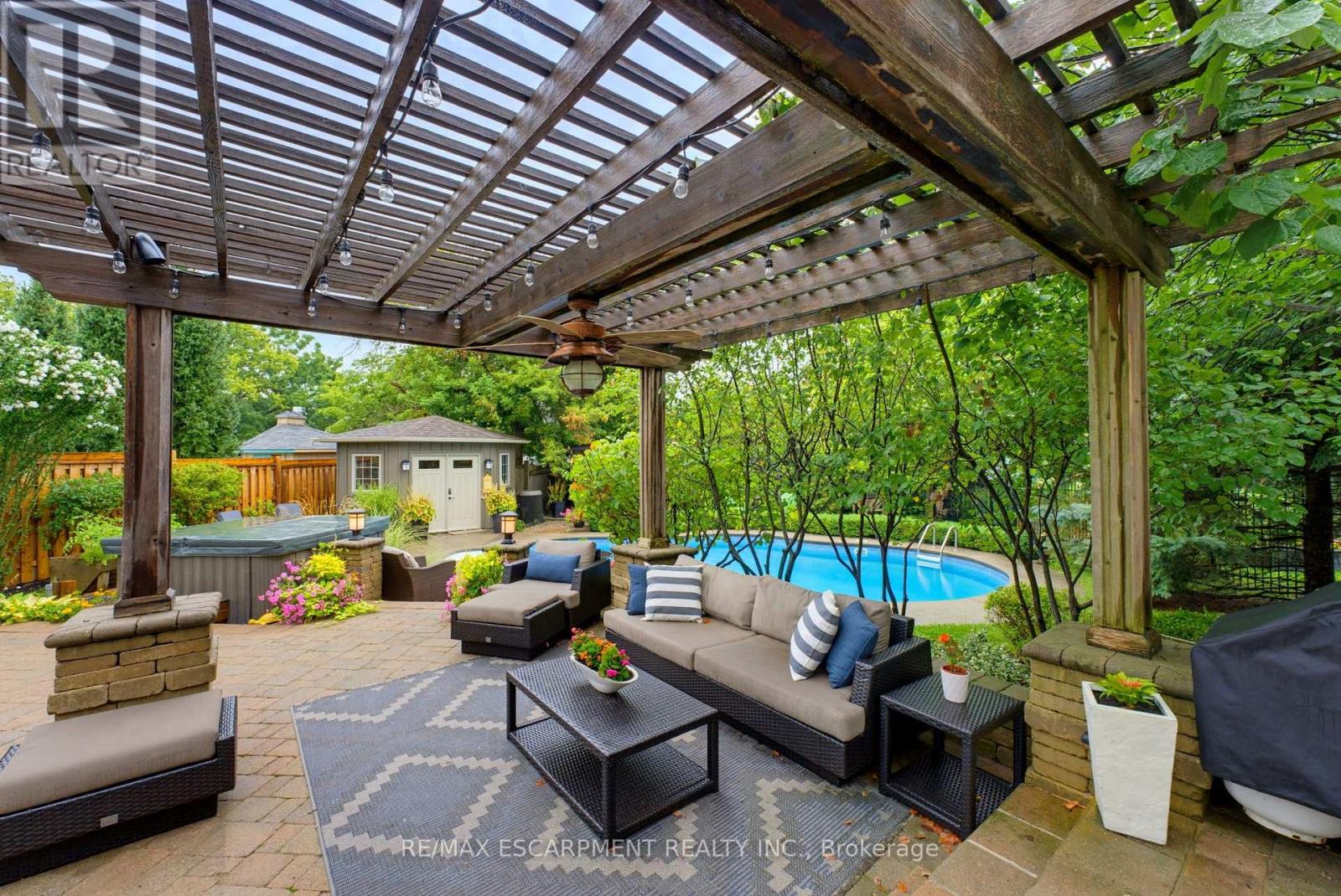 38 HORNAK ROAD - 35
