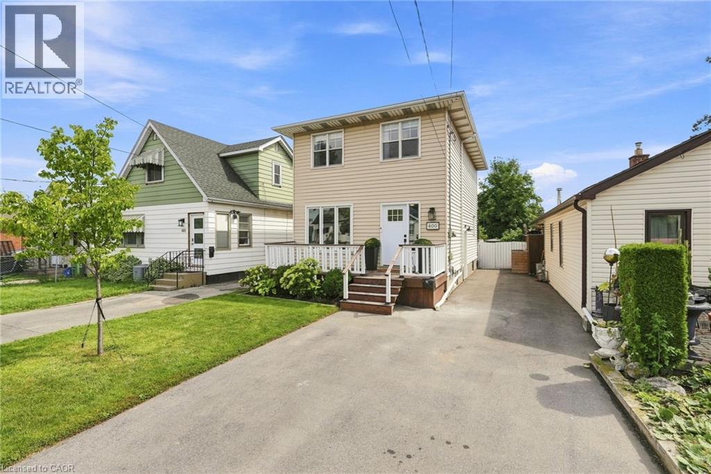 600 QUEBEC Street, Hamilton, Ontario, L8H6V4, Hamilton, Ontario — photo 2 of 5