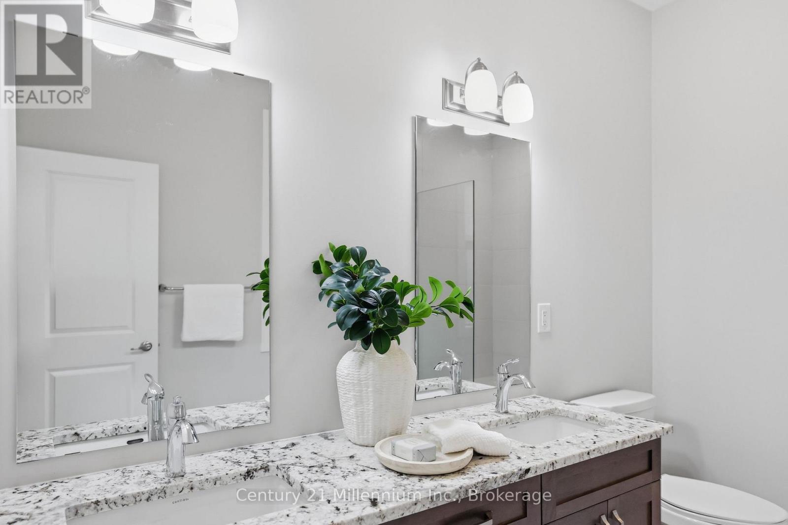 132 SYCAMORE STREET - Image 21