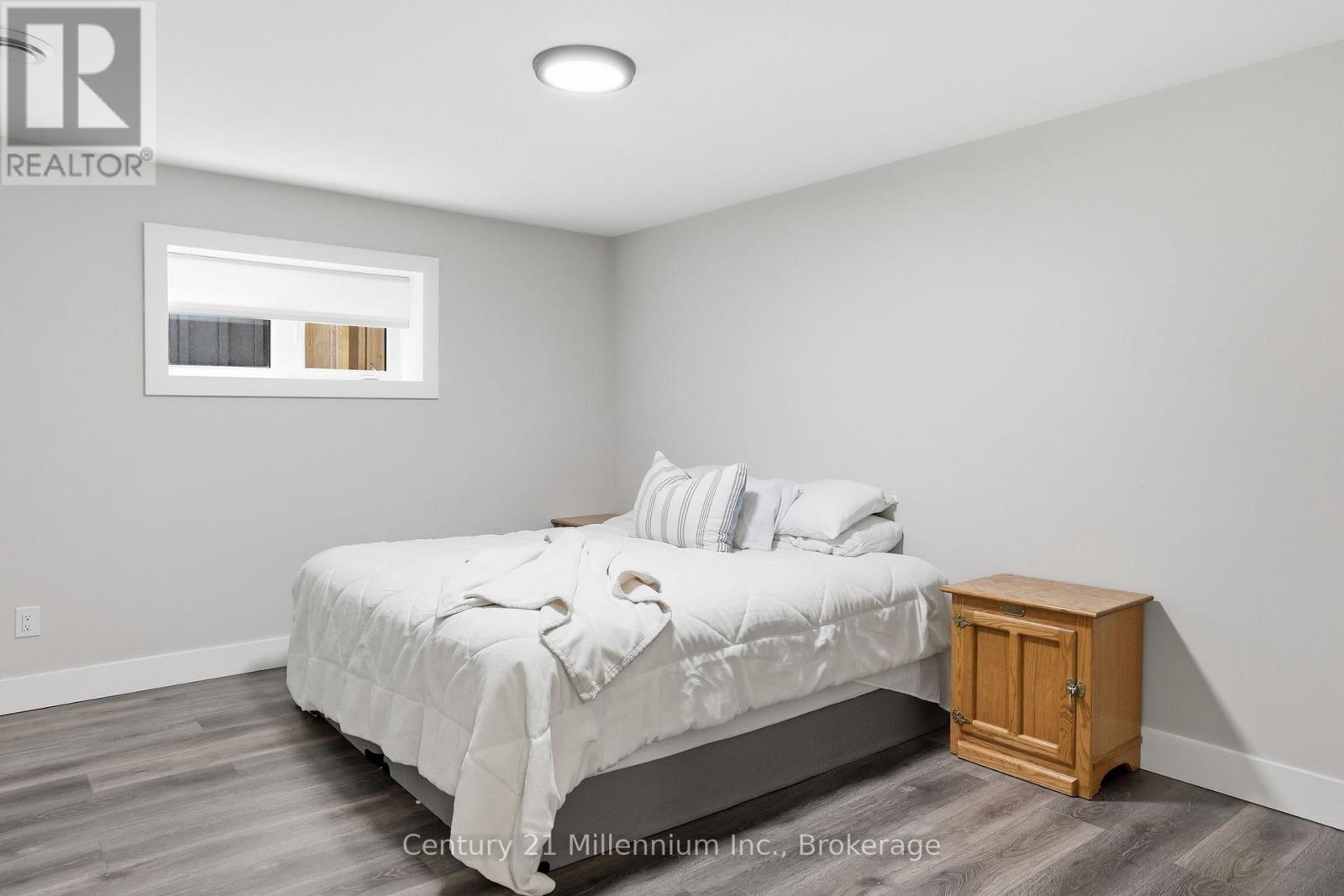 132 SYCAMORE STREET - Image 37