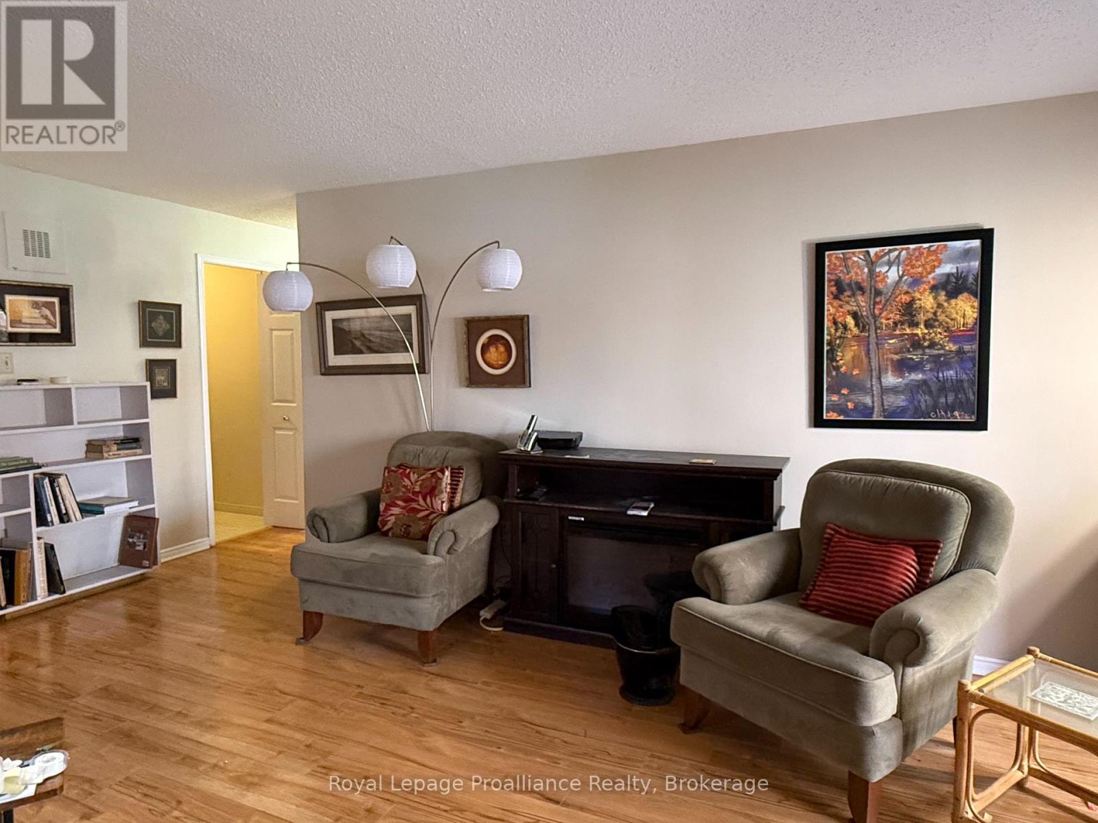 #102 2181 WALKER AVENUE - 5
