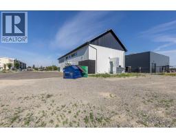 1241 29 Street N, Lethbridge, AB T1H7H6 Photo 7