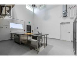 1241 29 Street N, Lethbridge, AB T1H7H6 Photo 21