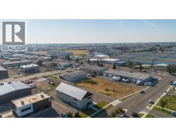 1241 29 Street N, Lethbridge, AB T1H7H6 Photo 44