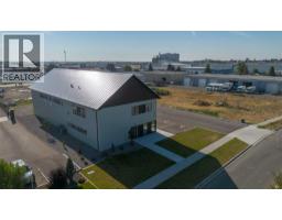 1241 29 Street N, Lethbridge, AB T1H7H6 Photo 48