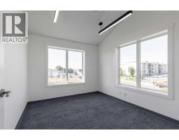 1241 29 Street N, Lethbridge, AB T1H7H6 Photo 43