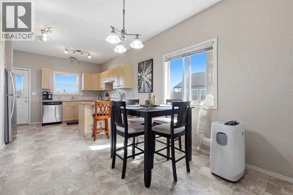 Listing photo – 228 Jenner Crescent, Red Deer