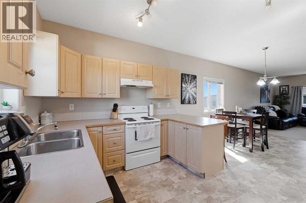 Listing photo – 228 Jenner Crescent, Red Deer